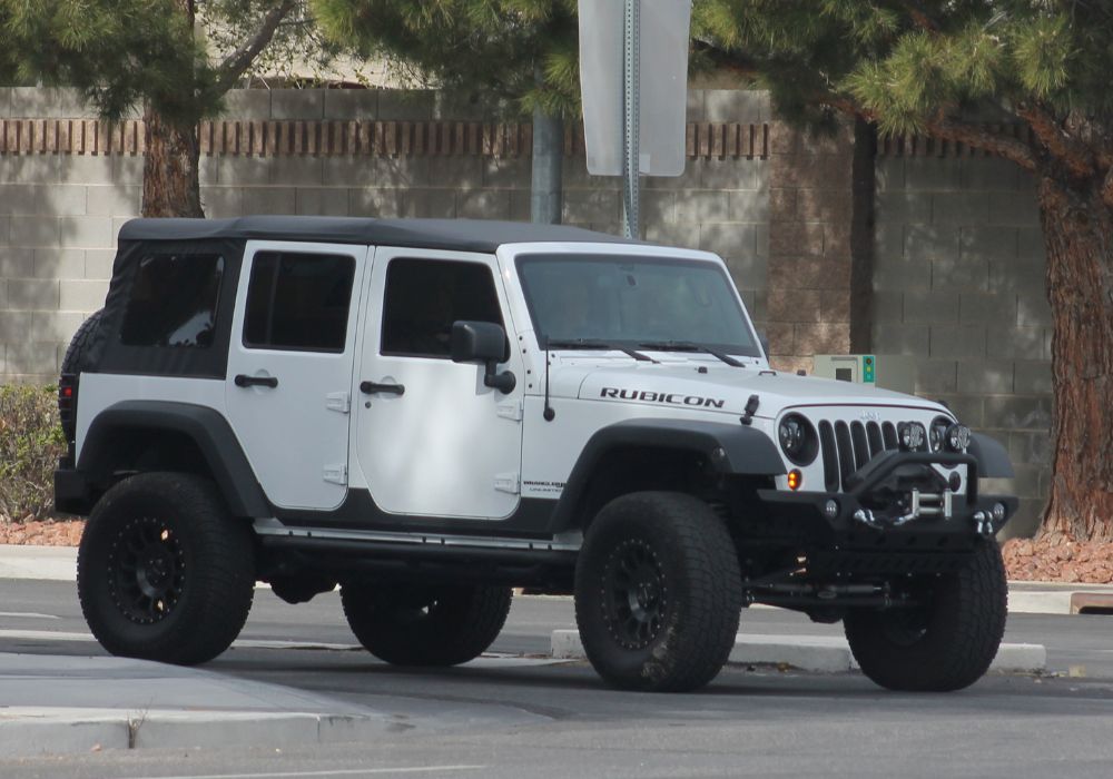 Jeep Wrangler Soft Top Installation