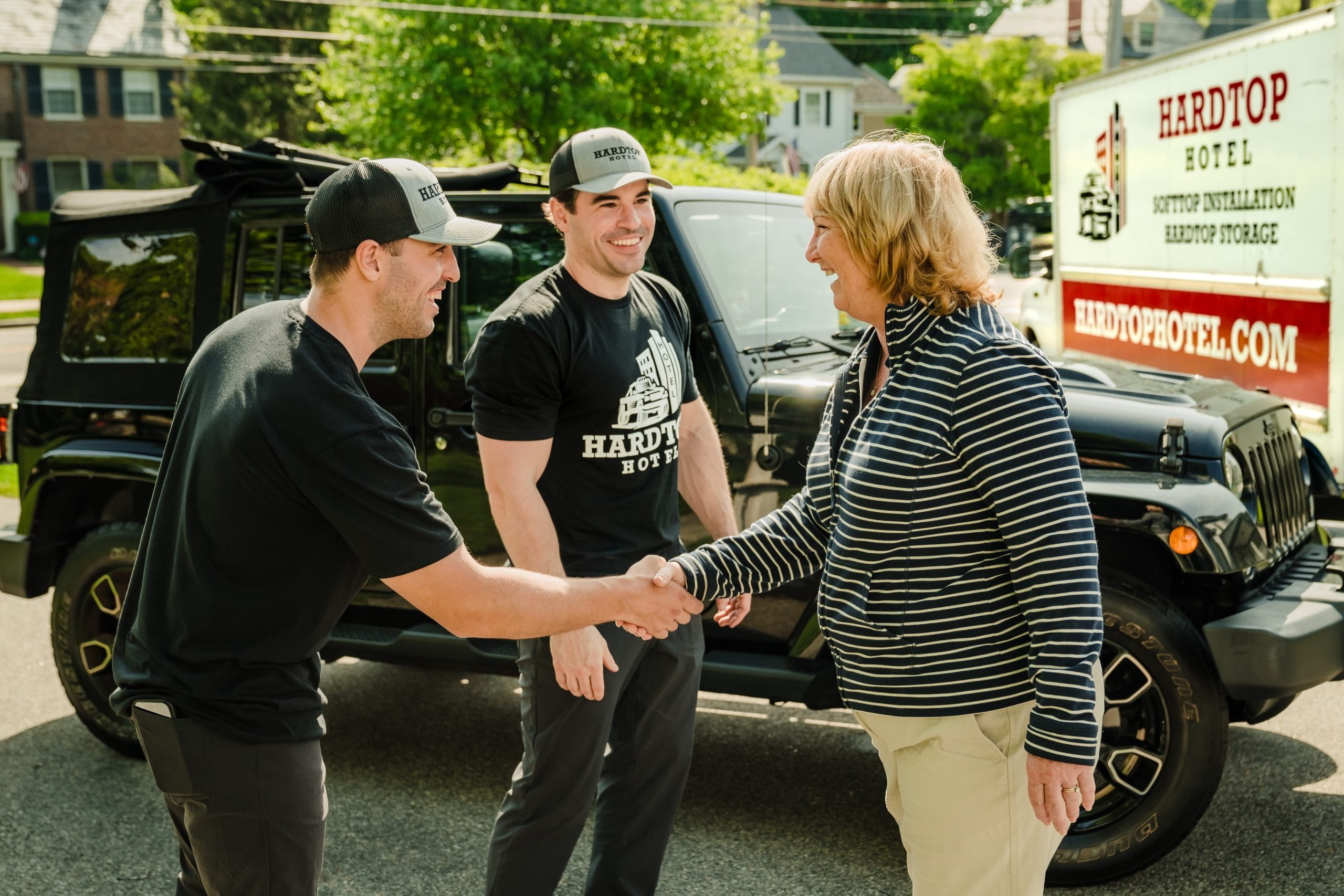 imgi_3_Customer-Handshake-scaled